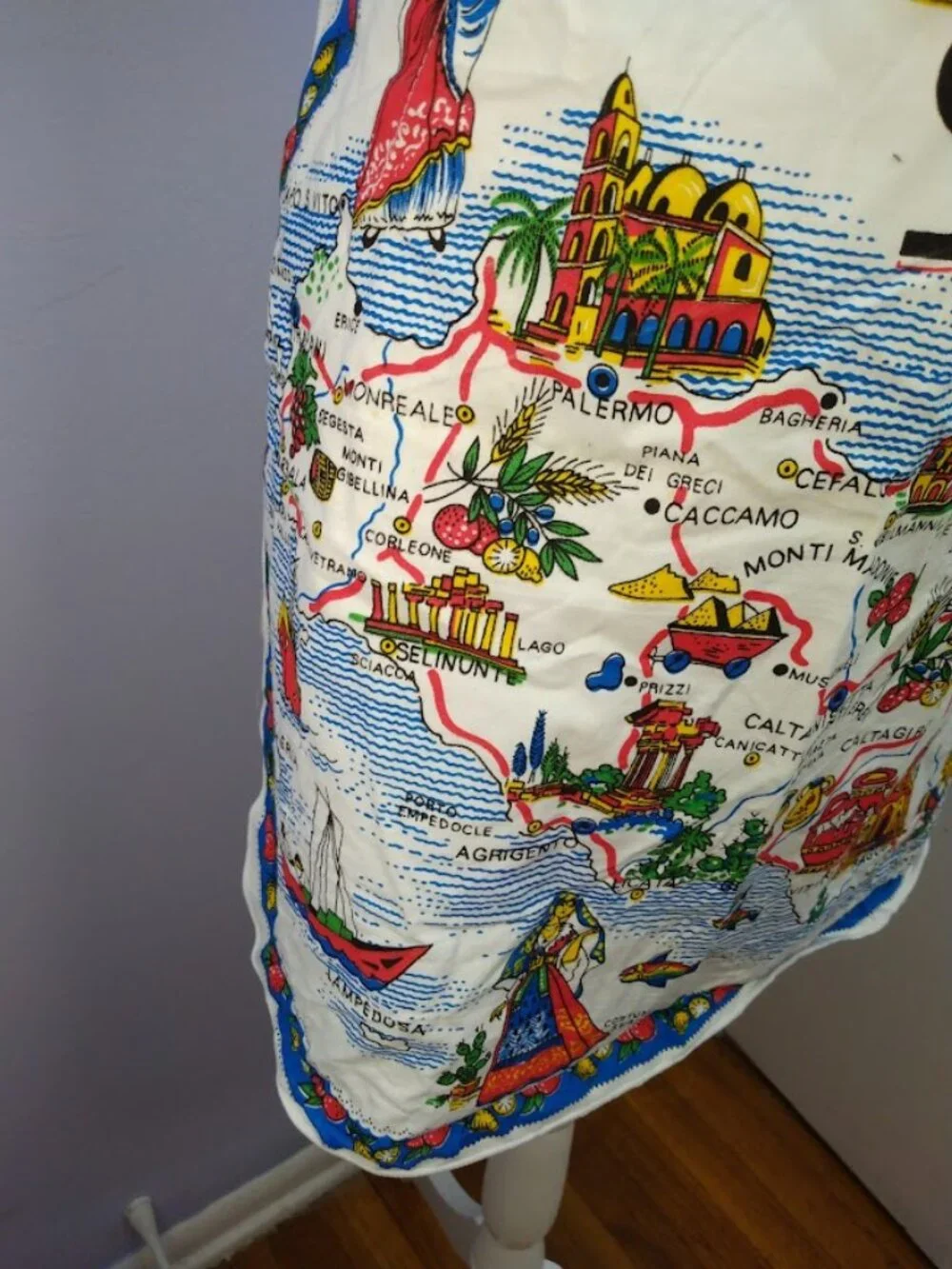Vintage Kitchen Souvenir Apron Sicily Italian Map Folk Art Colorful Cotton
